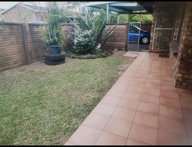 2 BEDROOM TOWNHOUSE FOR SALE IN ARBORETUM